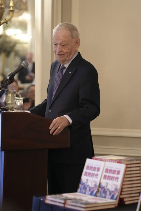 加拿大前总理克雷蒂安自传《我的故事,我的时代》中文版面世