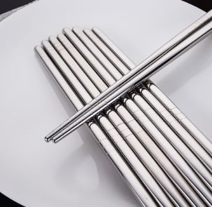 吃火锅筷子要慎选!港化学家:用错恐致癌!