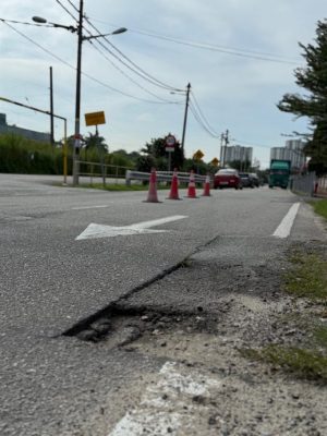 大都会封面：长短方案解轰埠村路杀机/10图