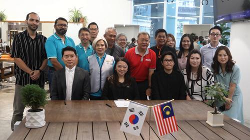大都会/杨巧双,大马韩国社交协会和发廊签署MOU