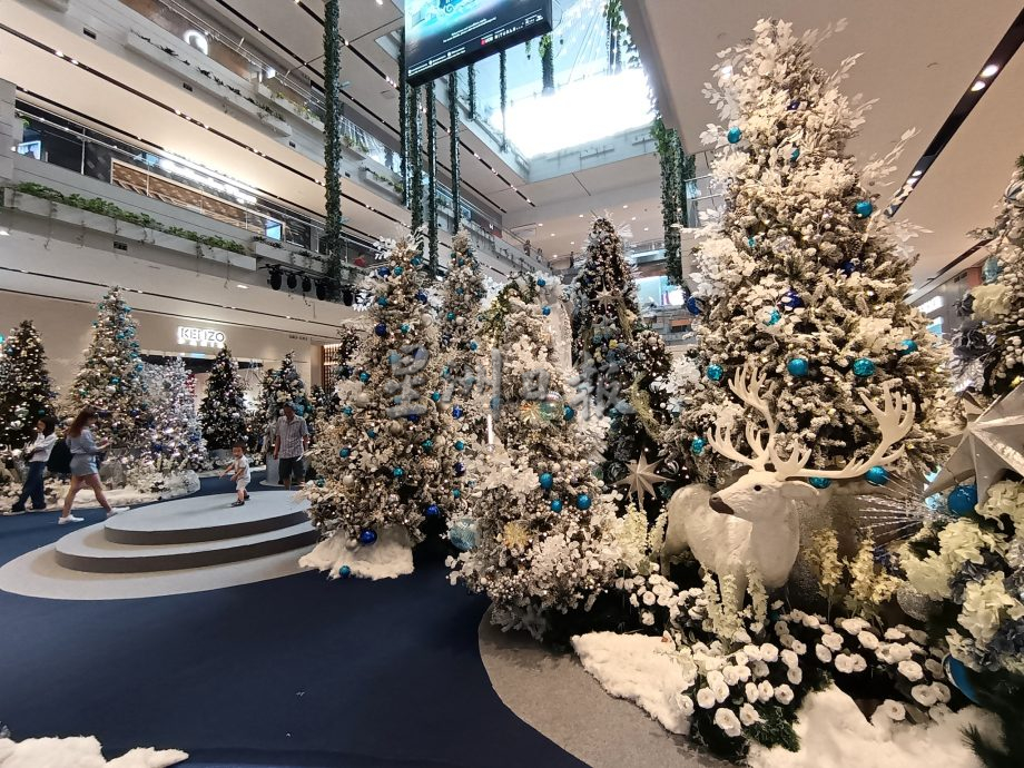 雪隆商场圣诞装饰