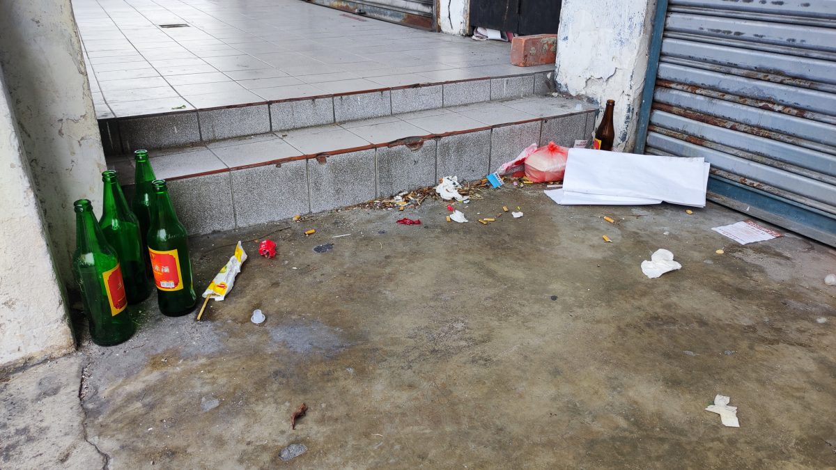 封面-大都会/孟加拉最高专员署搬离安邦大街后情况/13图