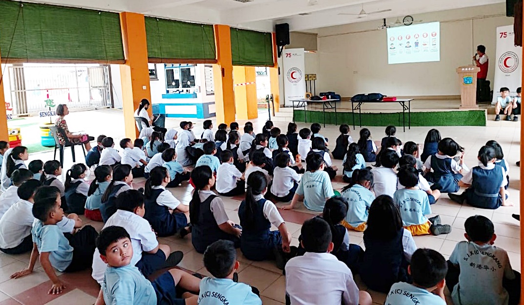 已签发 柔:【善心美事】红新月会古来区会积极服务社区 推动“一家庭一急救员”