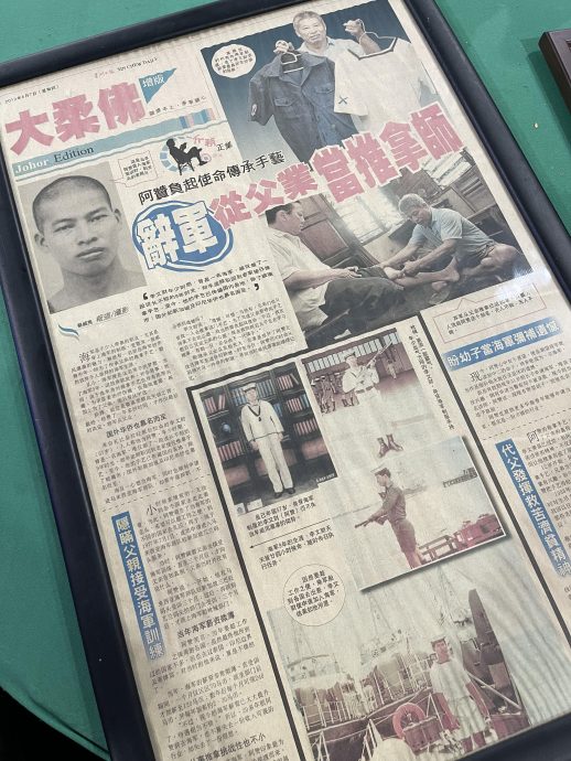 **已签发**全国:暖势力:东甲退役海军李文财辞世,获国旗盖棺荣誉