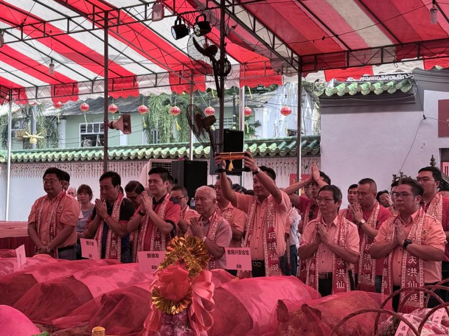 林德明:坚守文化意义,柔佛古庙庆洪仙大帝宝诞