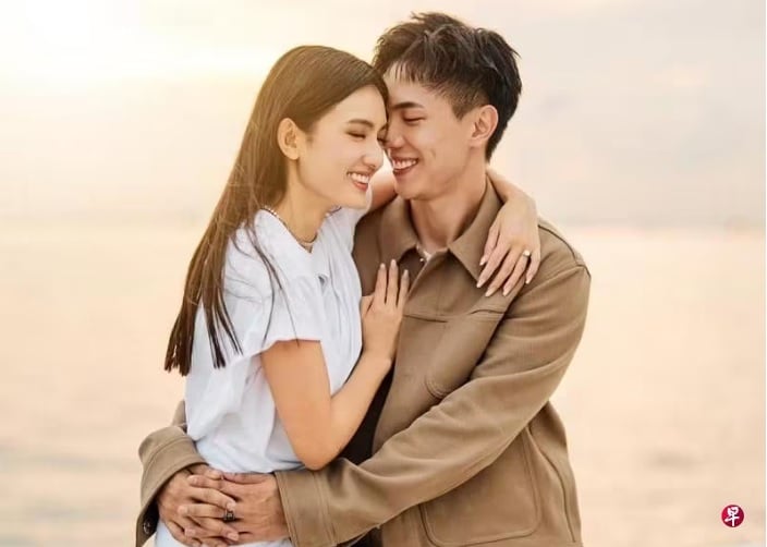 与张奕恺甜蜜庆纸婚,洪凌:应该早一点结婚!