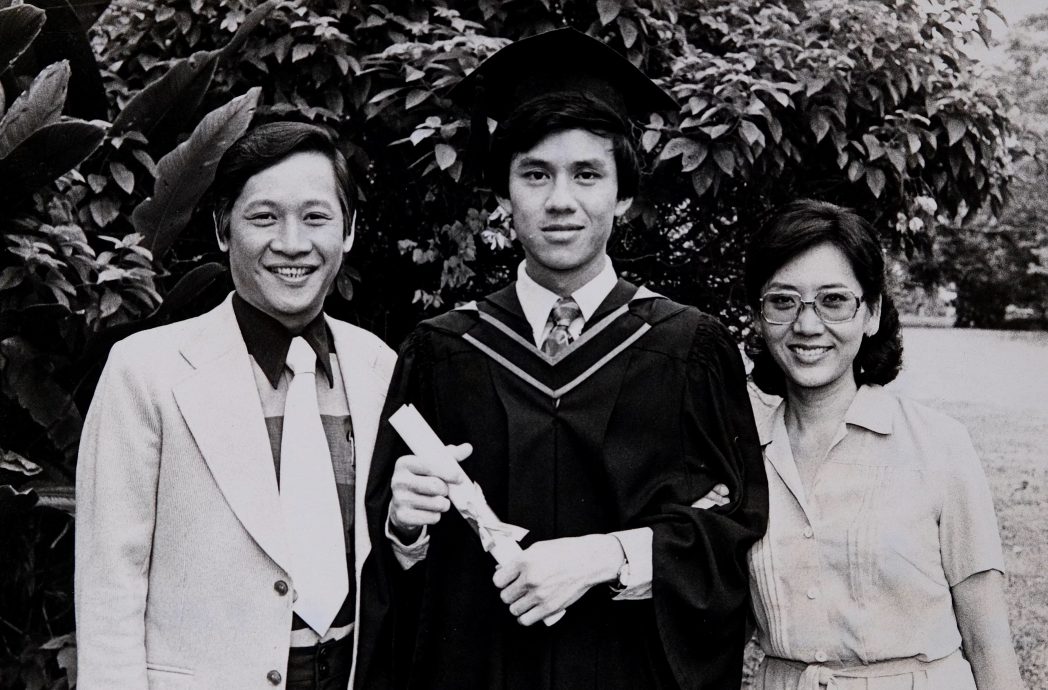 *已签发*柔:狮城二三事:历尽风光潦倒 张为退休感悟“黑暗尽处有阳光”