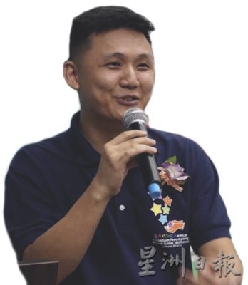 **已签发**(建议配情境示意图)柔:封面:【特稿】:轻自闭青少年最易成诈骗目标,培养正确金钱观很重要