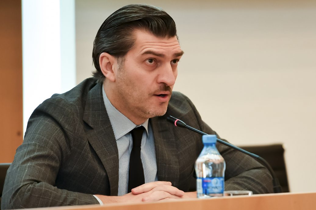 执政党力挺 前英超曼市前锋将成格鲁吉亚新总统