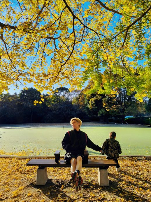 抛开偶包首晒3岁儿 唐禹哲乐喊:抓不住的他