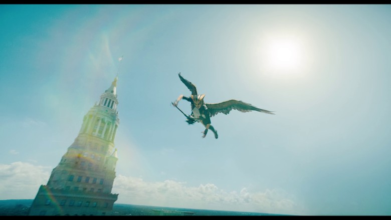 新版《超人》重回阳光路线 预告片一开始就“吐血”