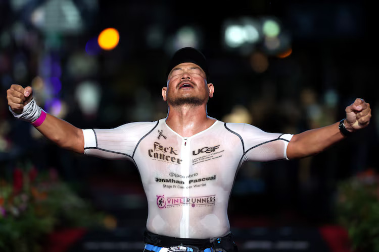 癌症战士勇闯铁人三项:生命不息、奋斗不止