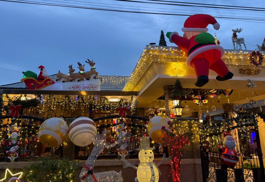 民宅美轮美奂的圣诞装饰,吸引各族民众涌至打卡。