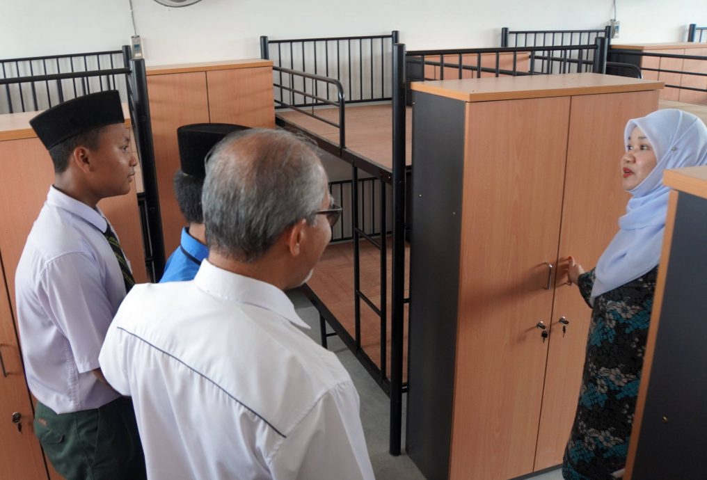 法丽娜:须正视气候变化,新学校鉴定远离水灾黑区地段