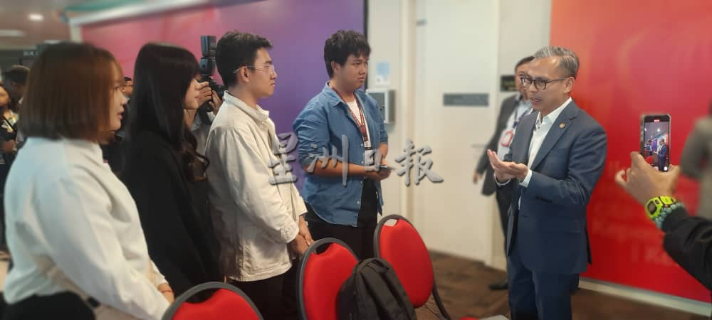 法米 :内阁议决解密白礁岛主权案特工队的最终报告 