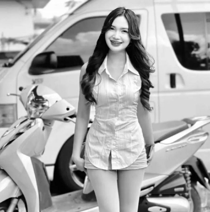泰式按摩导致颈椎受伤瘫痪 20岁泰国女歌手病逝