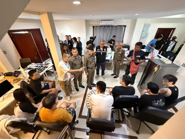 泰警侦破电信诈骗中心 13中韩男女芭提雅落网