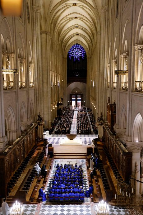 浴火重生 巴黎圣母院重新开放