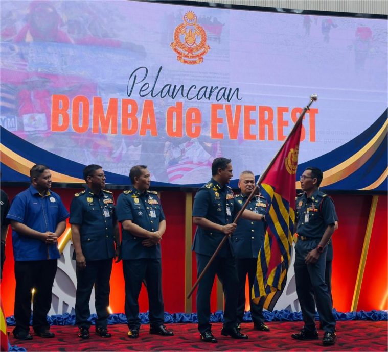 消拯官明年登顶尼泊尔珠穆朗玛峰·筹资金改善消拯员福利