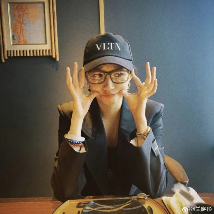 珠宝店选钻饰视频曝光 鹿晗和关晓彤好事近?