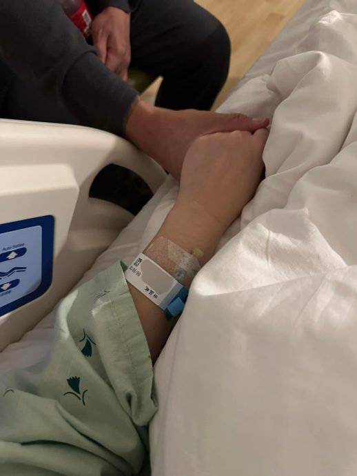 田蕊妮感术后疤痕不正面  杜汶泽安慰代表好运