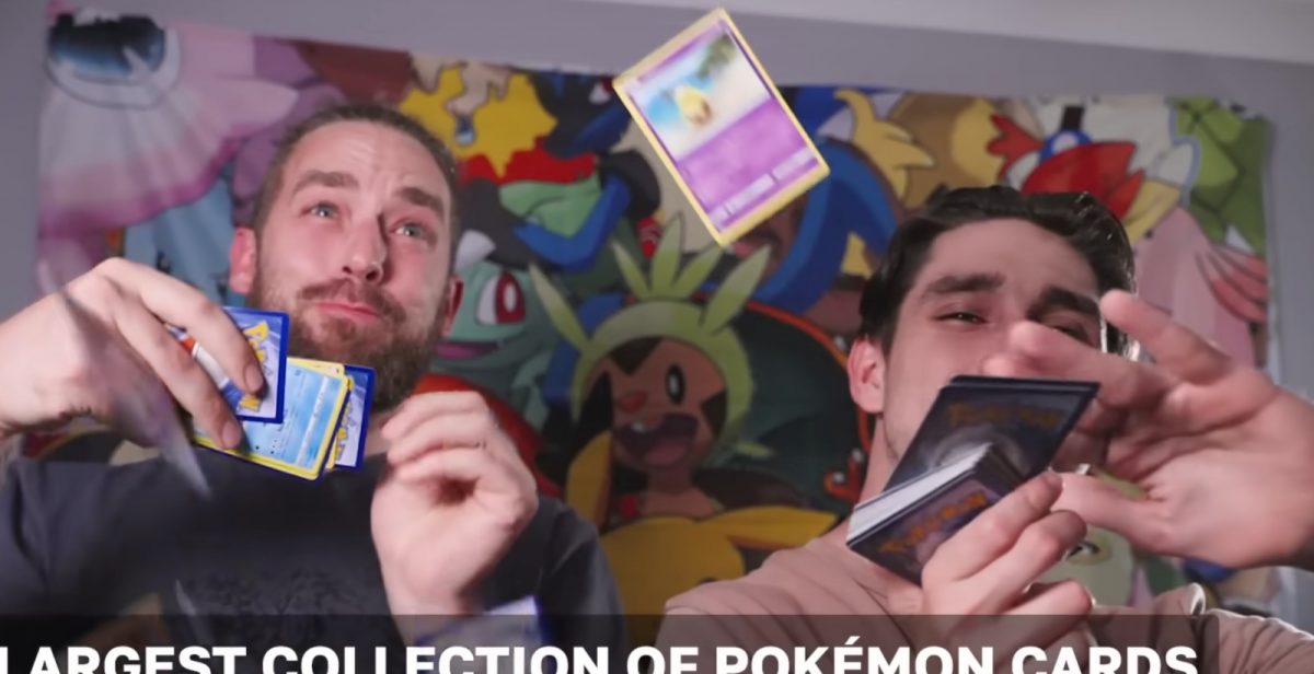 **看世界**全国:英国兄弟收藏近5万张宝可梦卡,创世界纪录