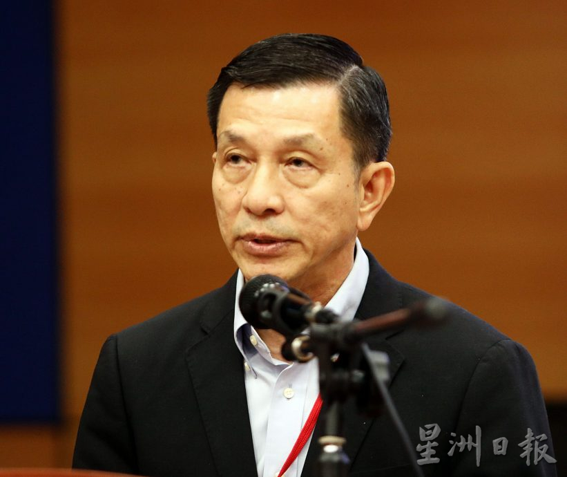 第一届国际儒商论坛 | 大会圆满落幕移会旗 曾华健:暨实现经济社会效应双赢