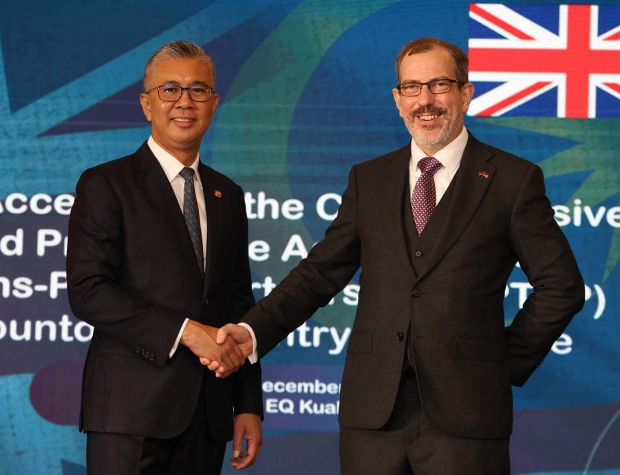 赛夫鲁:非金砖国 政府密切监督美国向金砖国征收100%关税建议