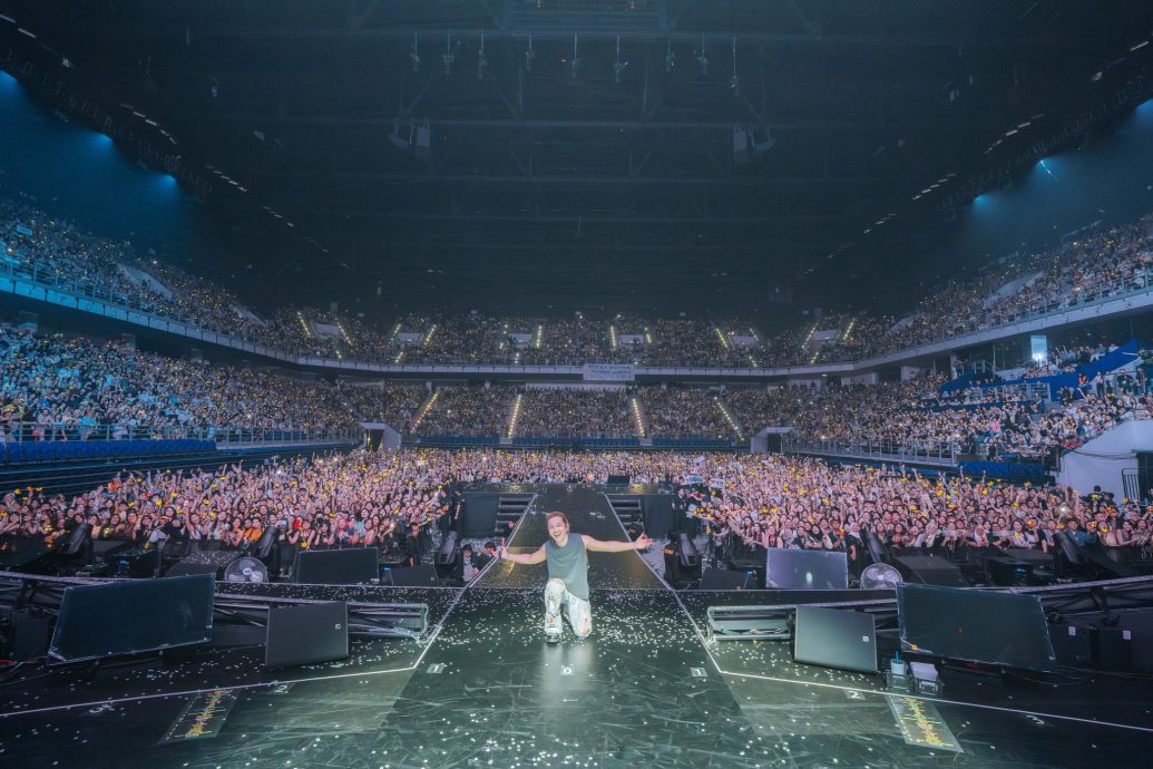 隔7年来马引逾万粉丝朝圣 太阳清唱新歌承诺再返场