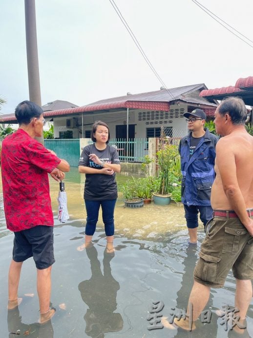 霹多地长命雨淹水 红鹰园 喜谷园灾情严重