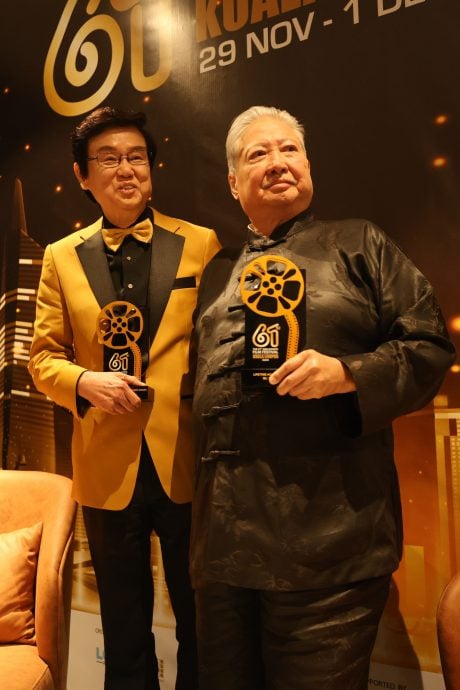 黄百鸣预告儿子要来马拍摄 洪金宝遗憾没碰上榴梿季节