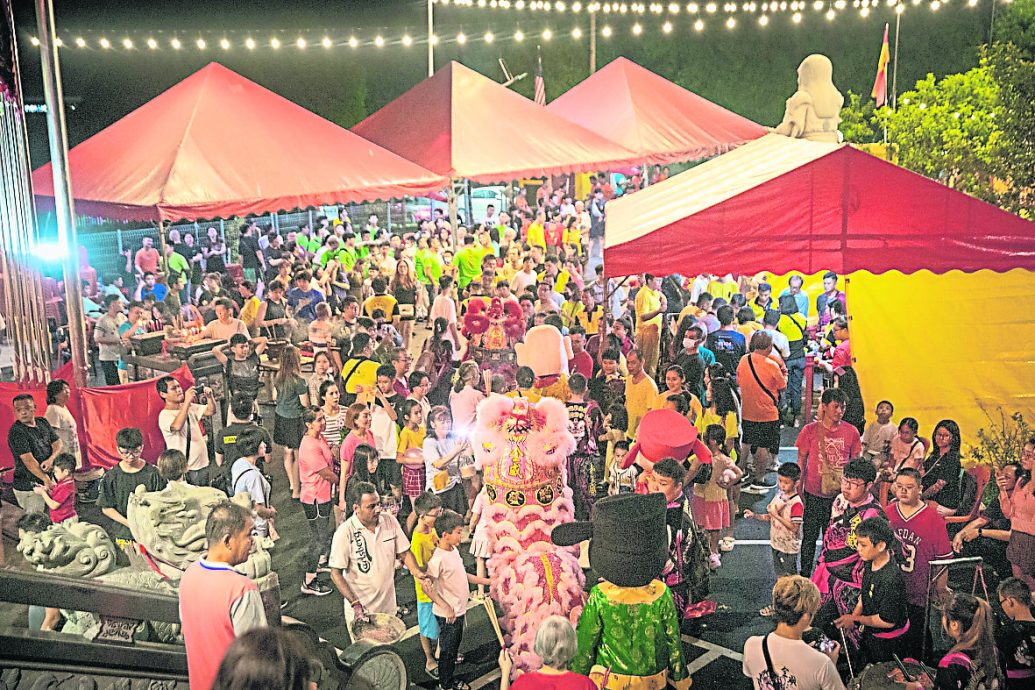 (10/12见报)异宗求同/巴生张圣宫/15图