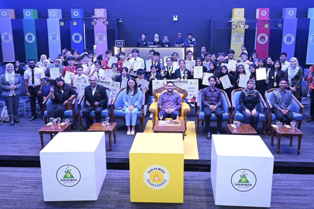 (1/1见报)大都会学海学记/《思维交锋,智慧争锋》//配4图//可筛选图