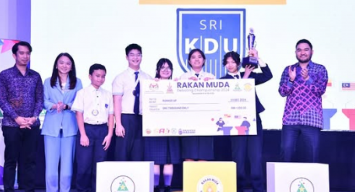 (1/1见报)大都会学海学记/《思维交锋,智慧争锋》//配4图//可筛选图