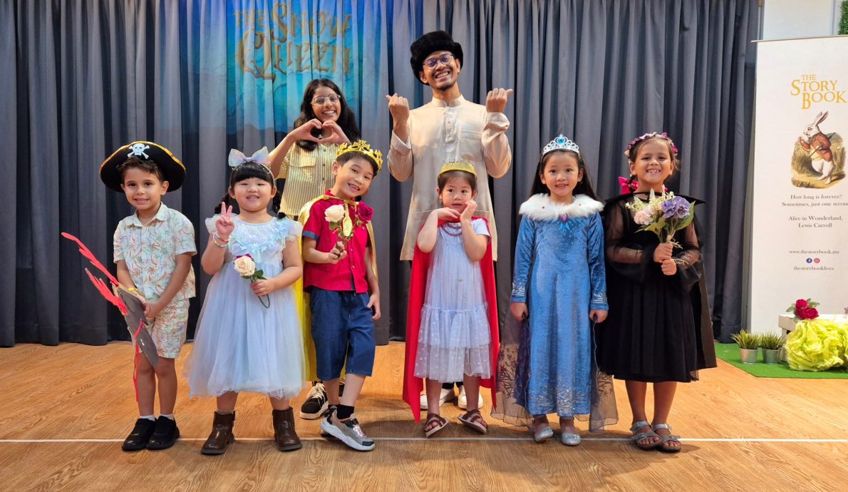 (6日见报)大都会/社区精彩主文/THE STORY BOOK Academy圣诞主题演出