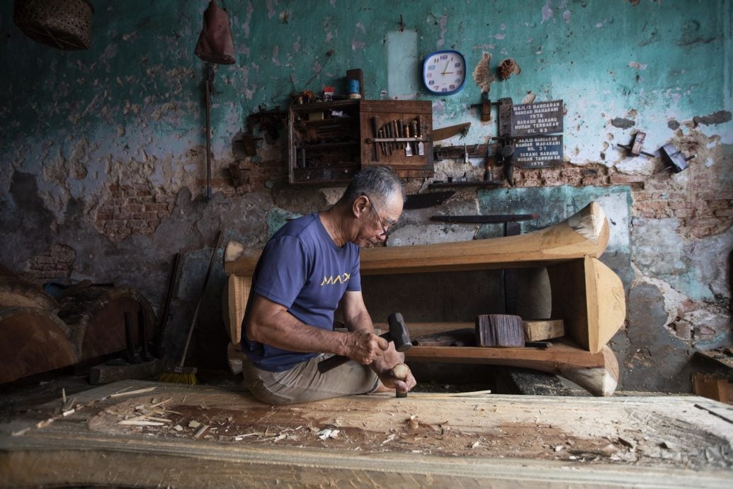 星角摄/柔:麻坡最古老“梅花棺”寿板店 三代人守护传统手艺