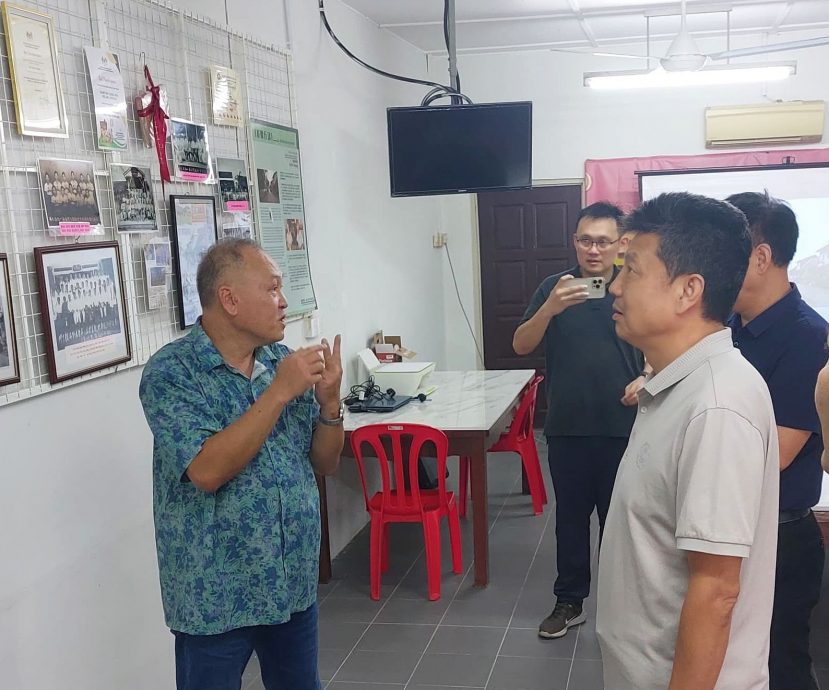 (古城封面主文)丁赖新村待展翅高飞