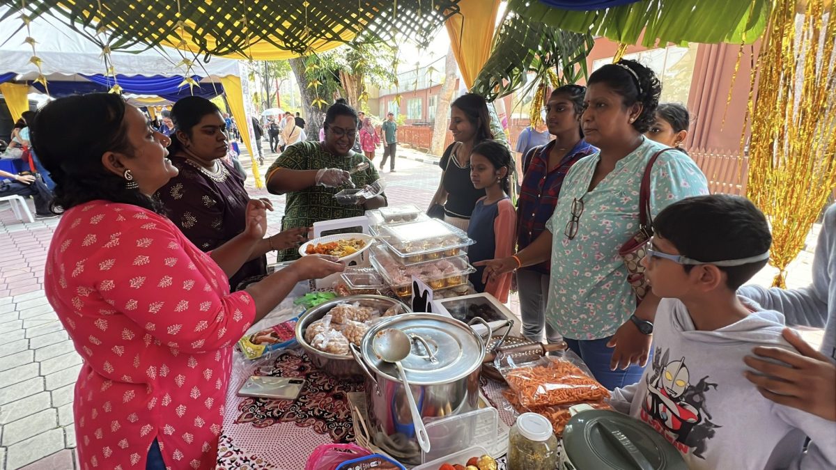 (古城封面主文)传统美食节飘香·感受多元美食魅力
