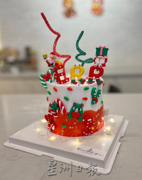 (古城第二版主文)业者推出圣诞蛋糕与姜饼人迎佳节