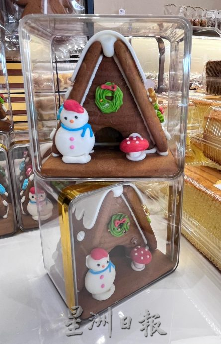 (古城第二版主文)业者推出圣诞蛋糕与姜饼人迎佳节