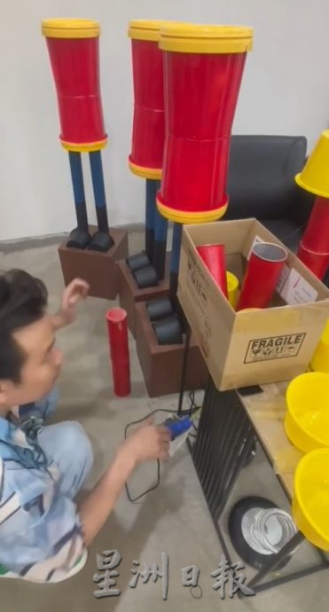 (古城第二版主文)利用环保材料打造创意圣诞布置