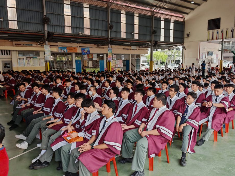 (古城第五版主文)赖水和勉励毕业生:真正的人生,是面对挑战时不屈不挠的奋斗精神