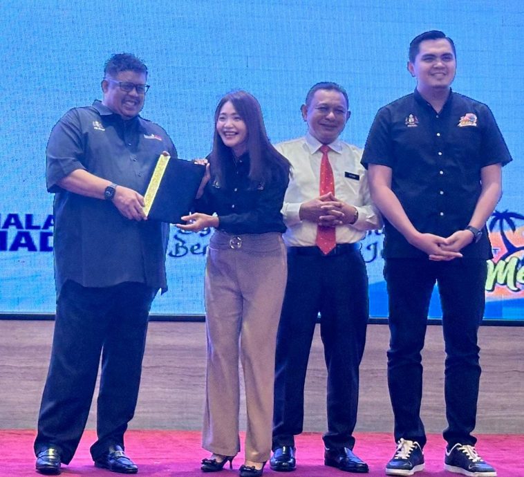 (古城第六版副文)甲拨出50万购置装备药物 2月前千名医疗成员装备齐全上阵