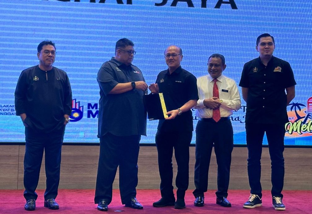 (古城第六版副文)甲拨出50万购置装备药物 2月前千名医疗成员装备齐全上阵