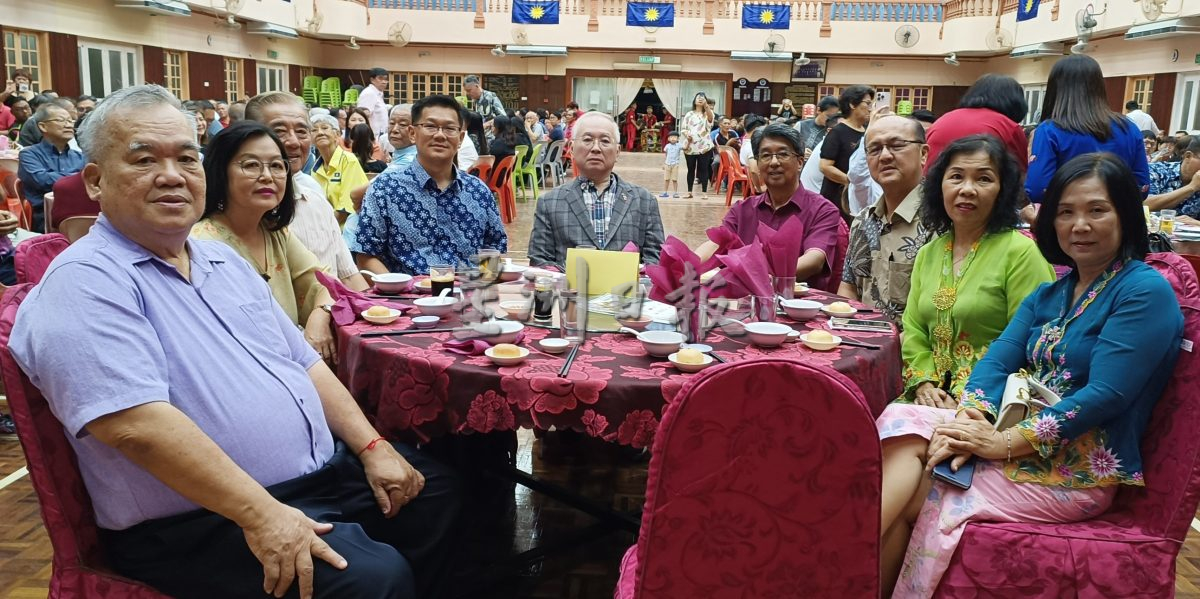 (古城第四版主文)马华亚罗牙也区会庆膺勋联欢晚宴