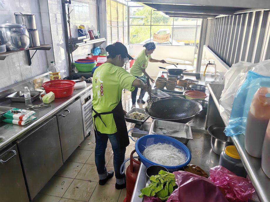 （大北马）“人人有饭吃”试营业：饭菜水只要3令吉！