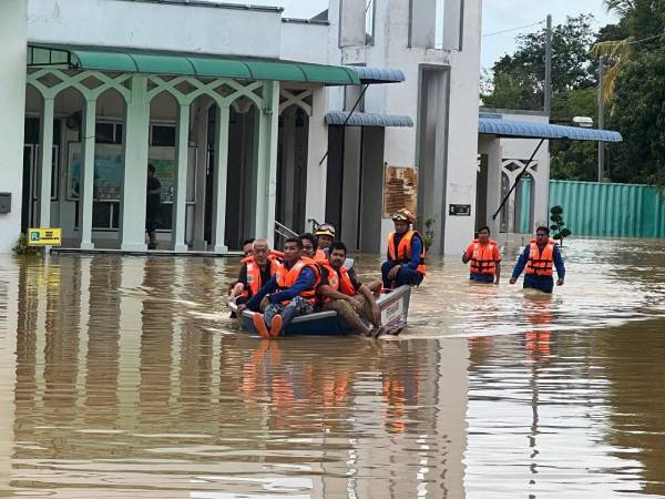 （大北马）吉水灾灾区持续恶化，多个政府部门暂时关闭