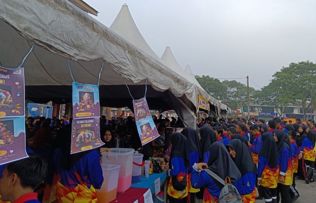 (大北马)年轻人/鲁乃中学 义卖会