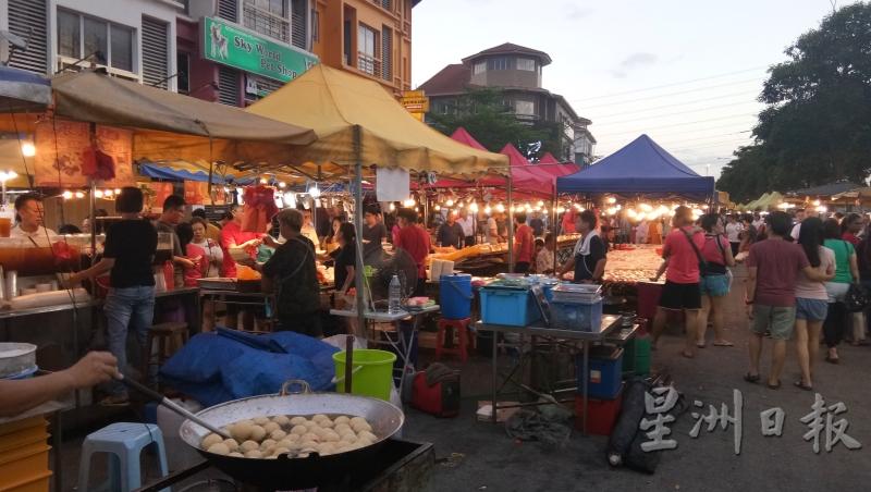 (大都会封面)早夜市掀售卖“非清真”食品风波