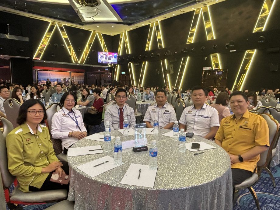 (大都会)200名雪隆华小副校长及教师参与辩论比赛座谈会